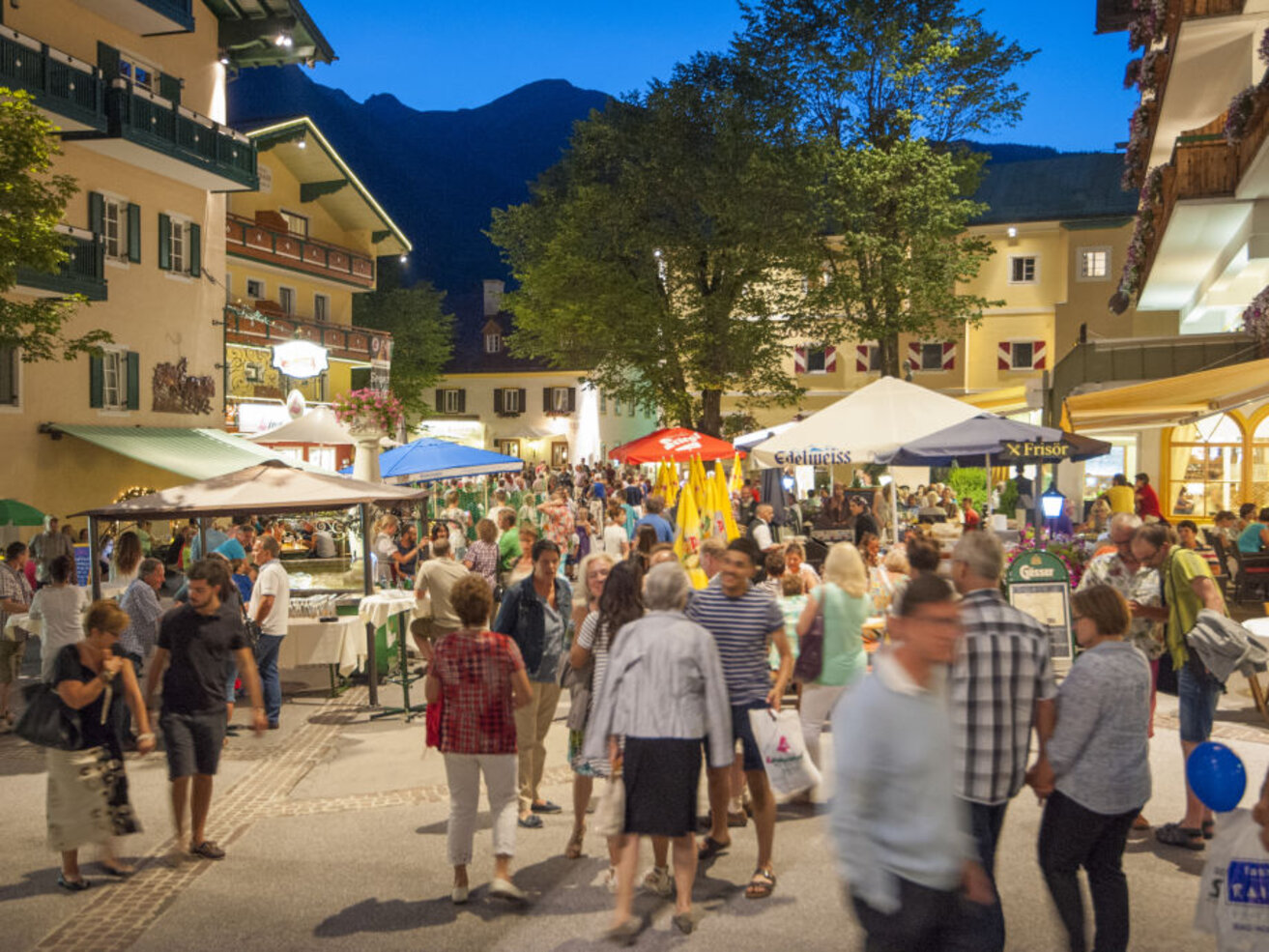 © Gastein STERN:SHOPPEN
Gasteinertal-Tourismus stern-shoppen---bad-hofgastein-_c_gasteinertal-tourismus